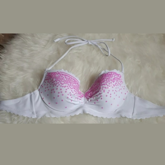 Victoria's Secret Other - Victoria's Secret Knockout Bikini Top Size 32C 